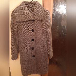 Wool coat, fitted